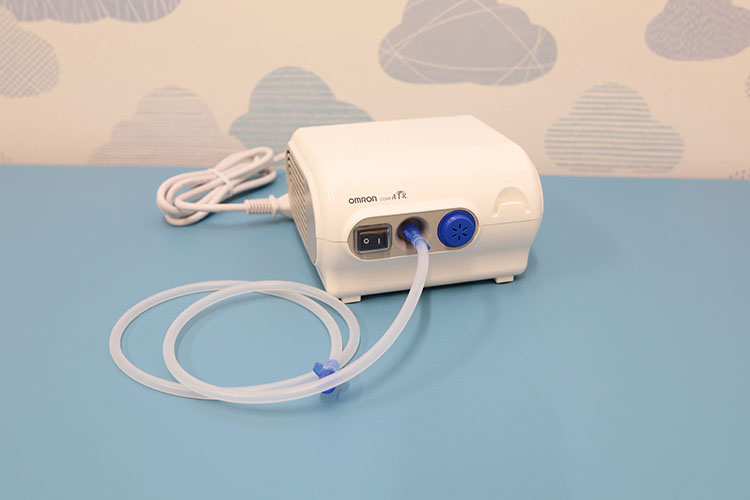 ネブライザー喘息などの薬を吸入するときに使います。